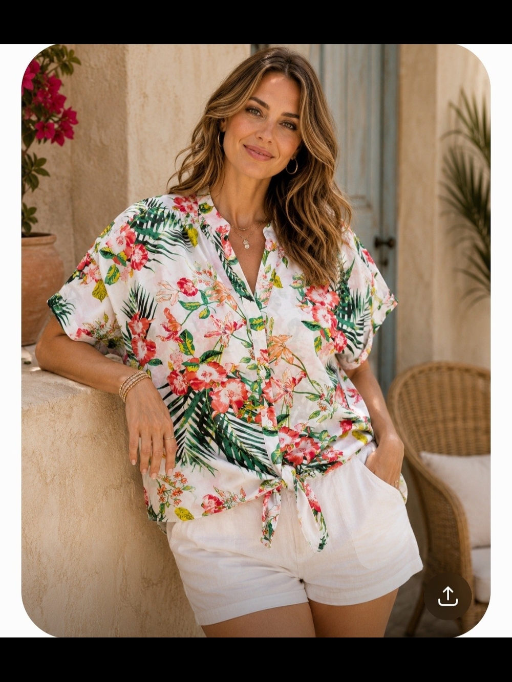 New York & Company White Tropical Palm & Coral Floral Top. Size Large